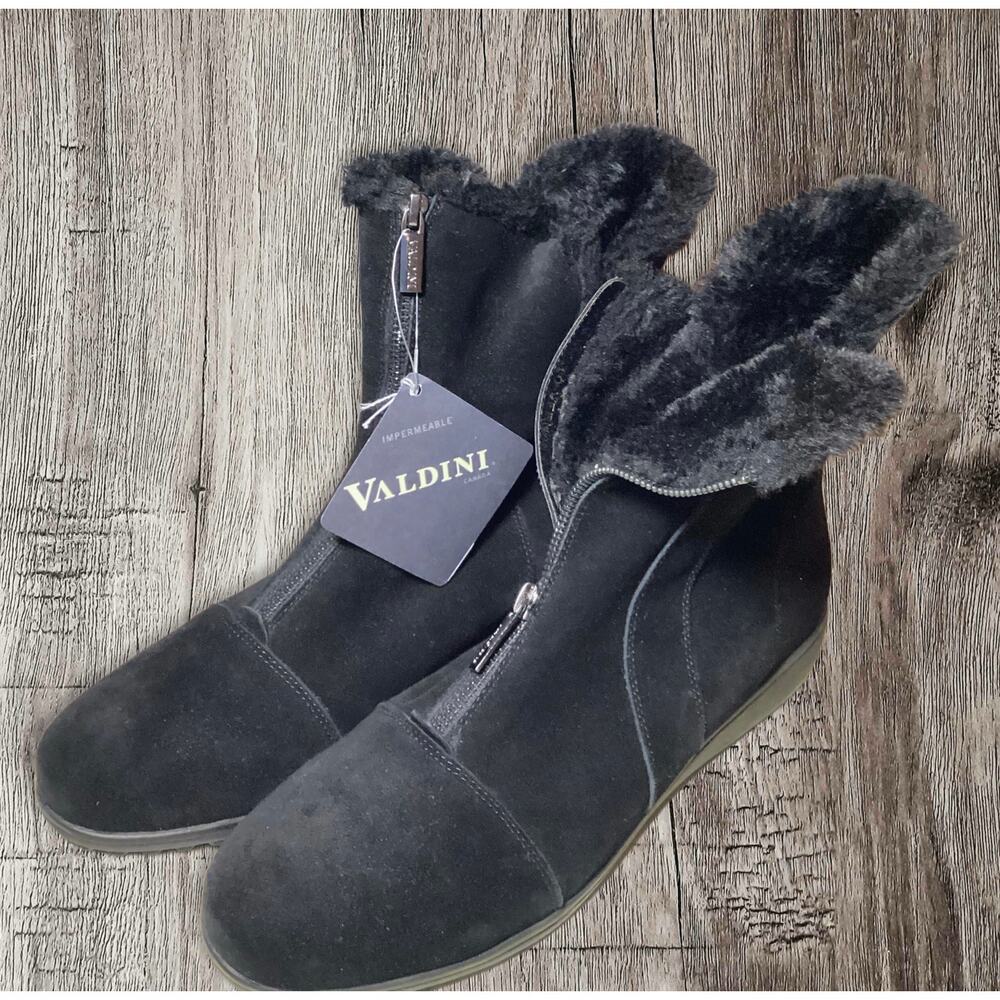 Valdini Sabra boots. Black suede. Size 10.‎ Fur lined